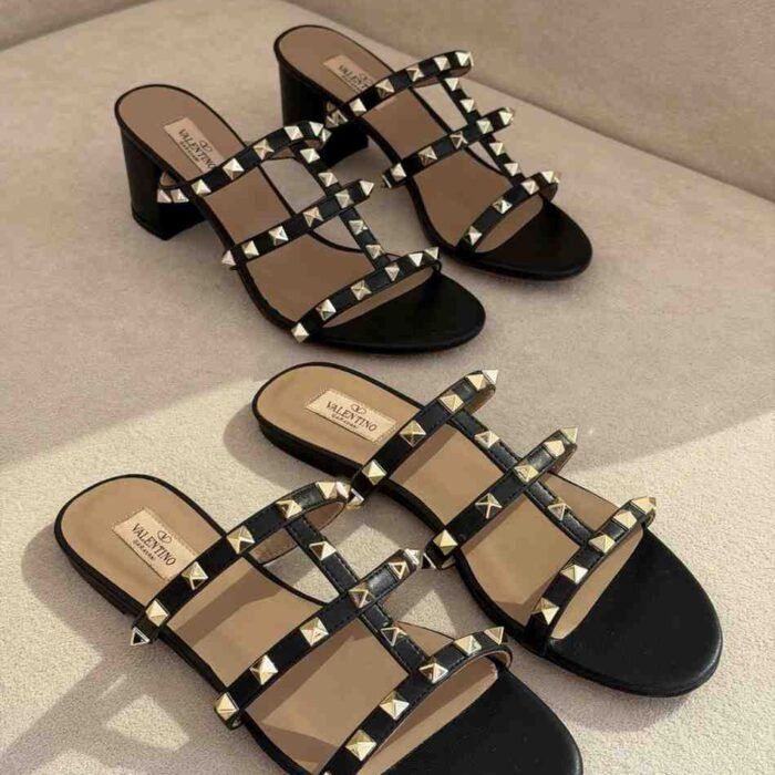 Valentino Garavani Rockstud slide sandal