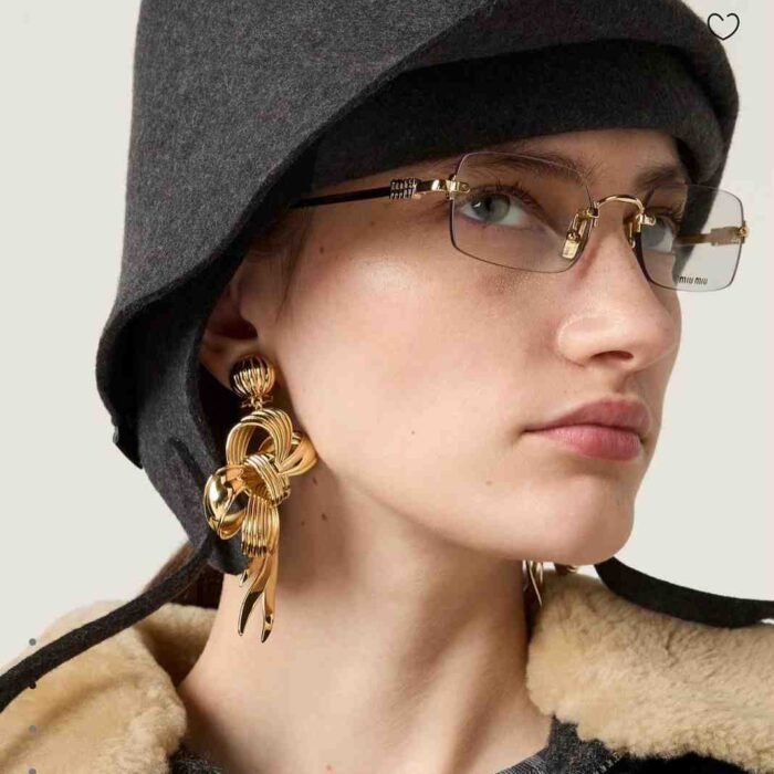 Miu Miu 50yv Vista Sunglass