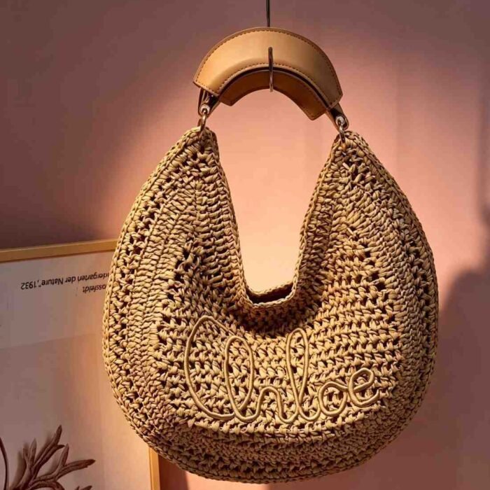Chloe Summer Banana hobo bag Beige