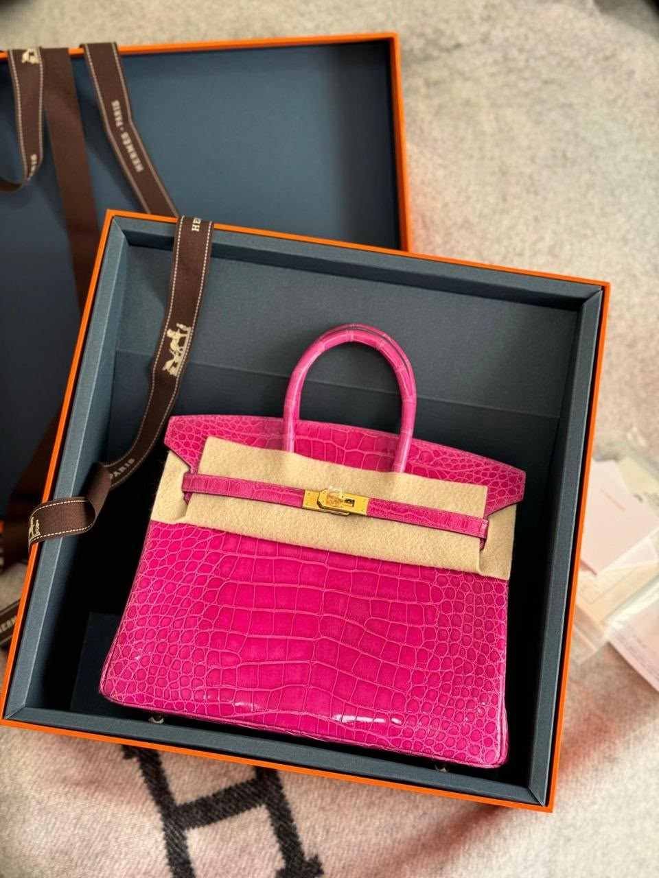 Hermes Birkin 25 Shiny Crocodile Bag